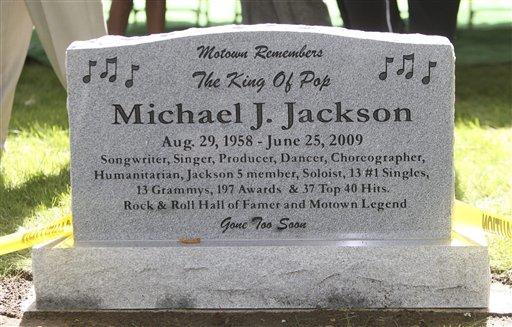 The gravestone of Michael Jackson.