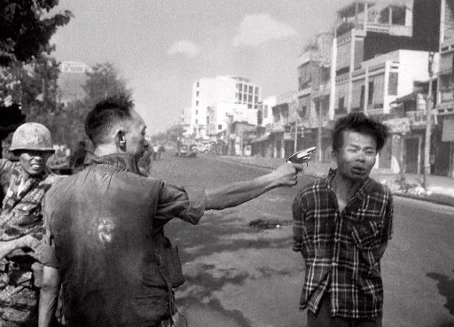 Viet Cong officer being shot in the head by the Pulitzer Prize-winning photographer Eddie Adams