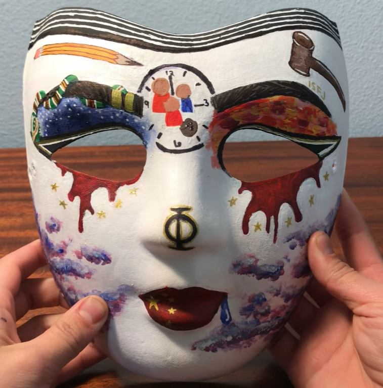 Alaska Baby omfavne Personality Mask Overview | Free Essay Example