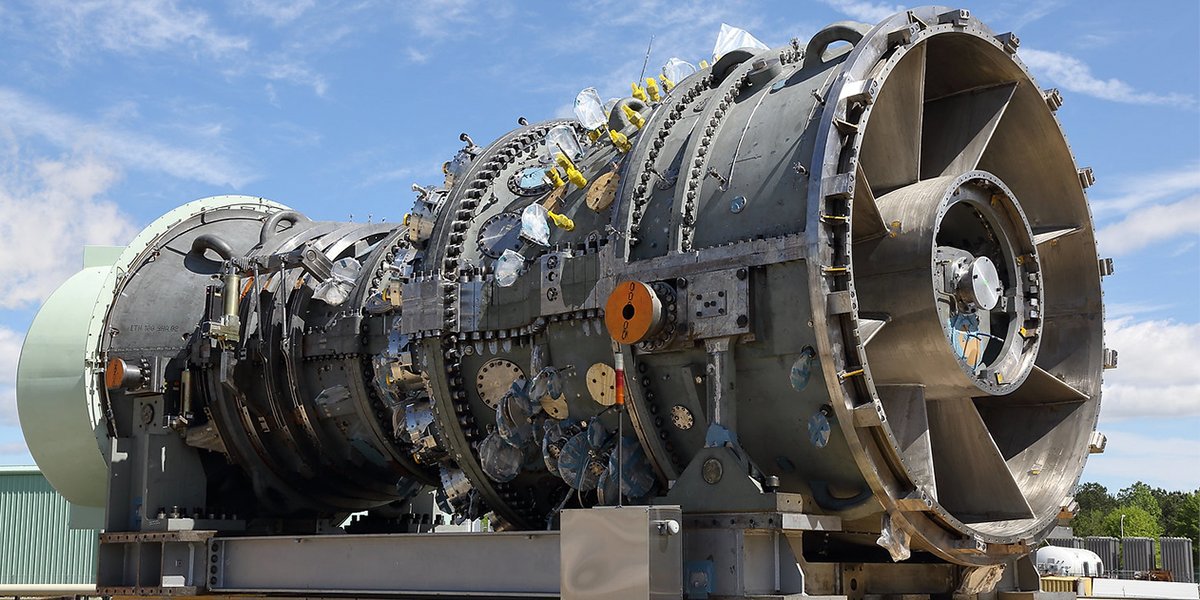 Large and delicate industrial gas turbine 