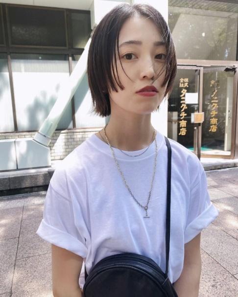 non-sterotypical image of a woman